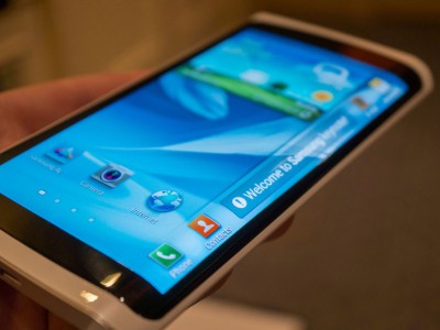Samsung Galaxy Note 4 может получить изогнутый дисплей